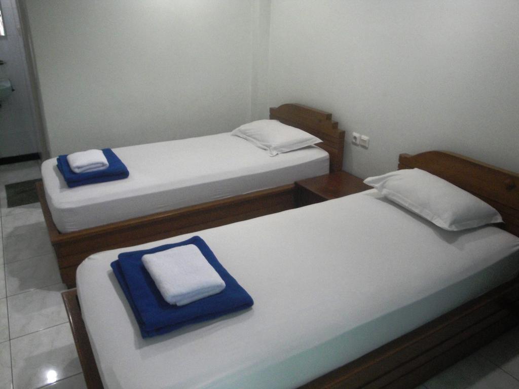 Hotel Trio Surakarta  Phòng bức ảnh