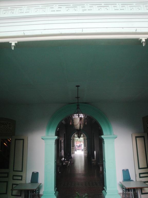 Hotel Trio Surakarta  Ngoại thất bức ảnh