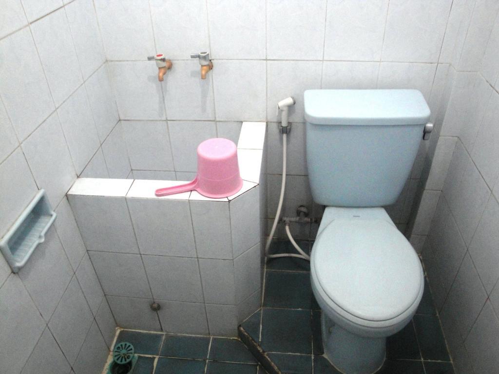 Hotel Trio Surakarta  Phòng bức ảnh